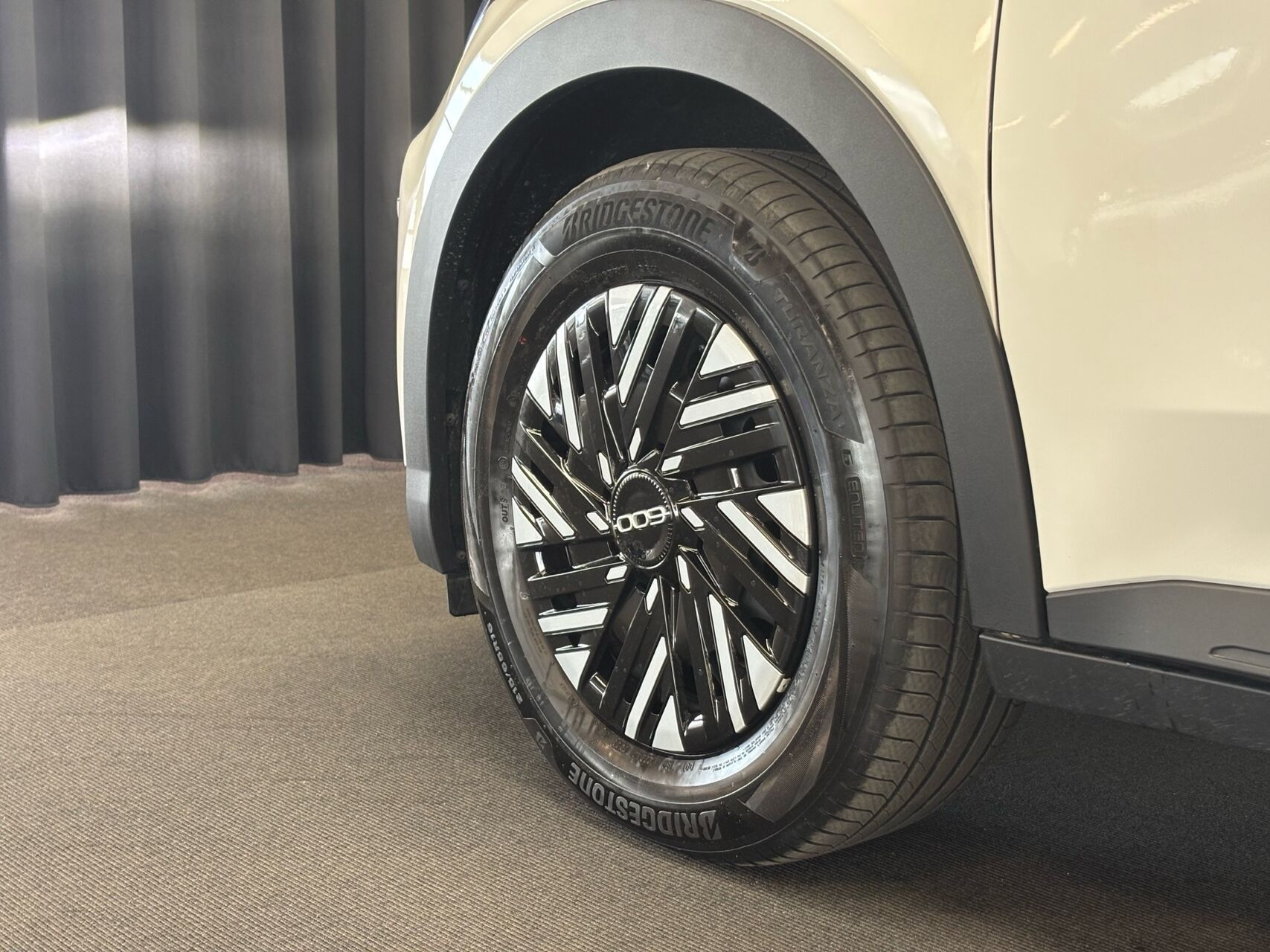 Hvid Fiat 600e fra 2023