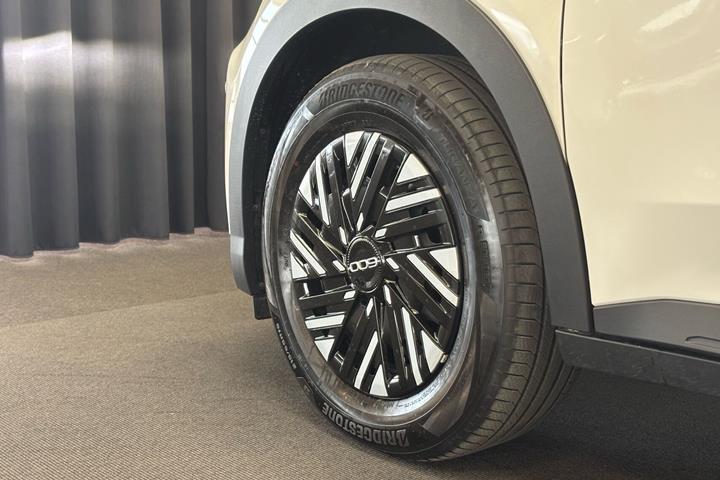 Hvid Fiat 600e fra 2023