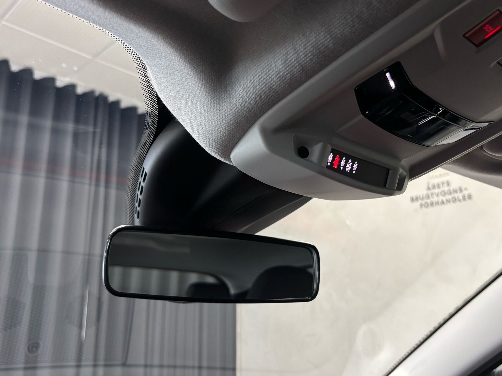 Hvid Fiat 600e fra 2023