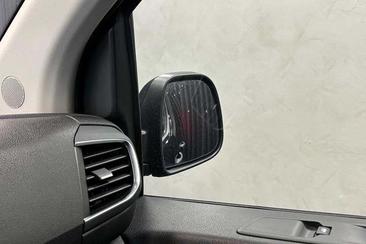 Sort Toyota Proace Verso Electric fra 2024
