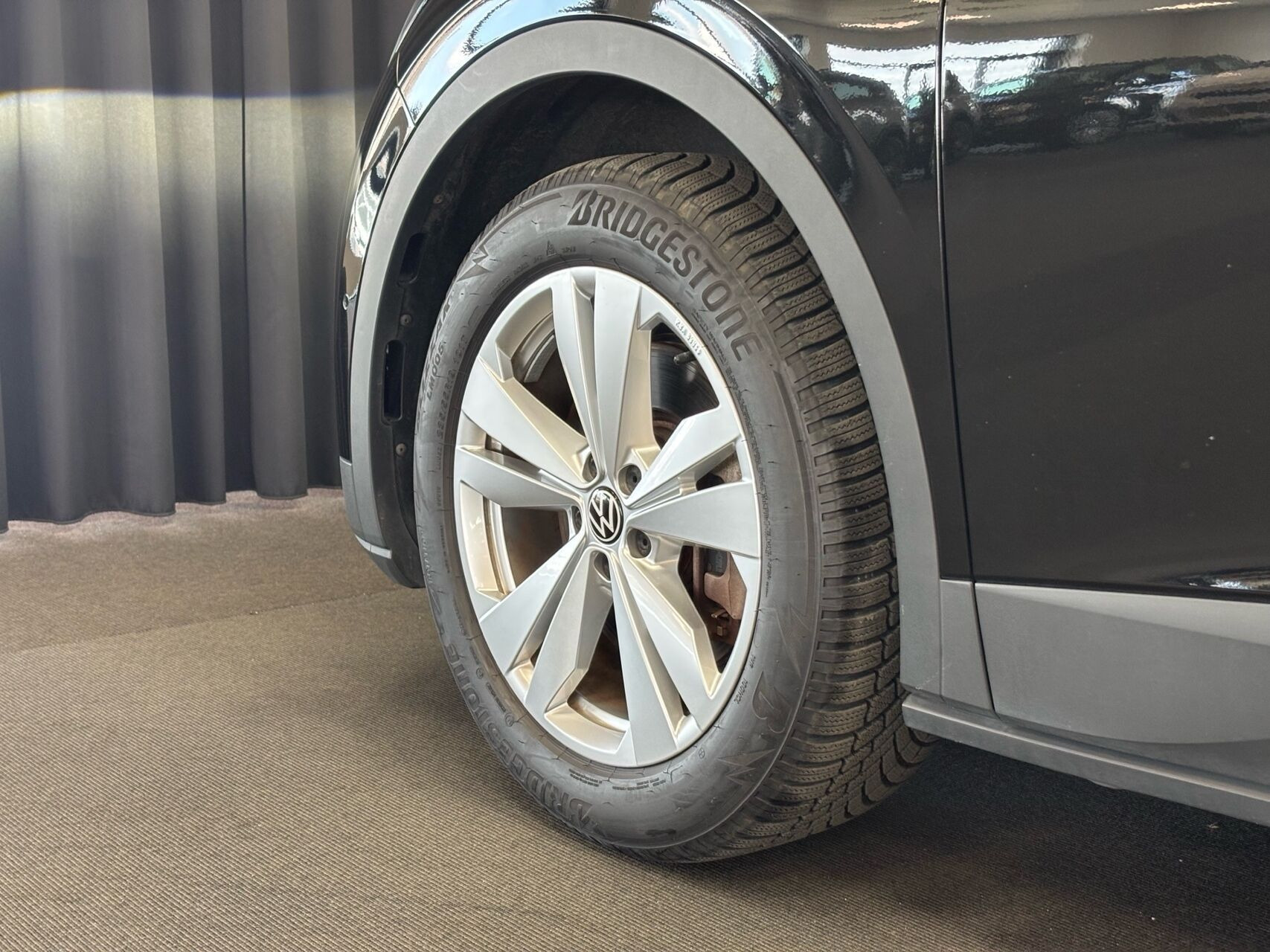 Sort VW ID.4 fra 2023