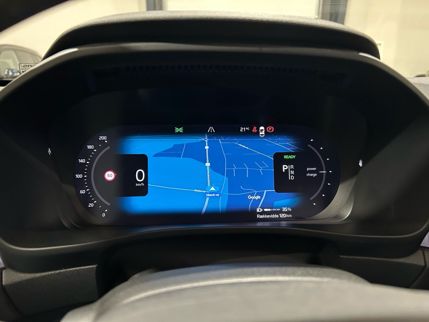 Hvid Volvo XC40 fra 2022