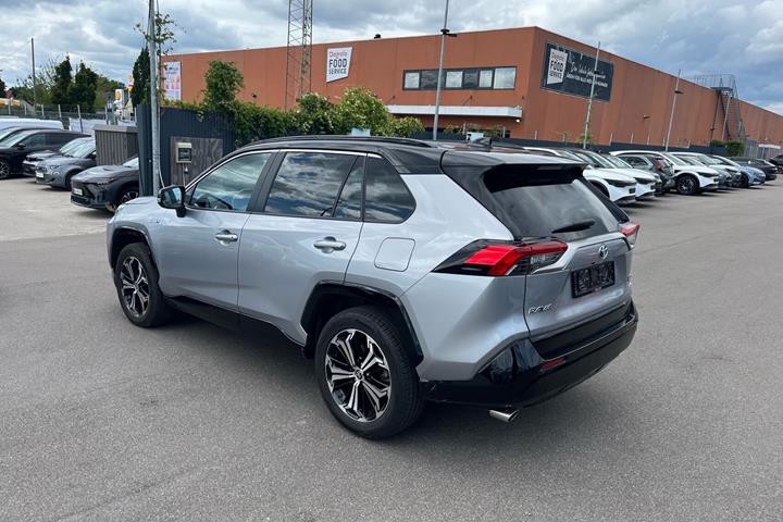 Grå Toyota RAV4 Plug-in fra 2023