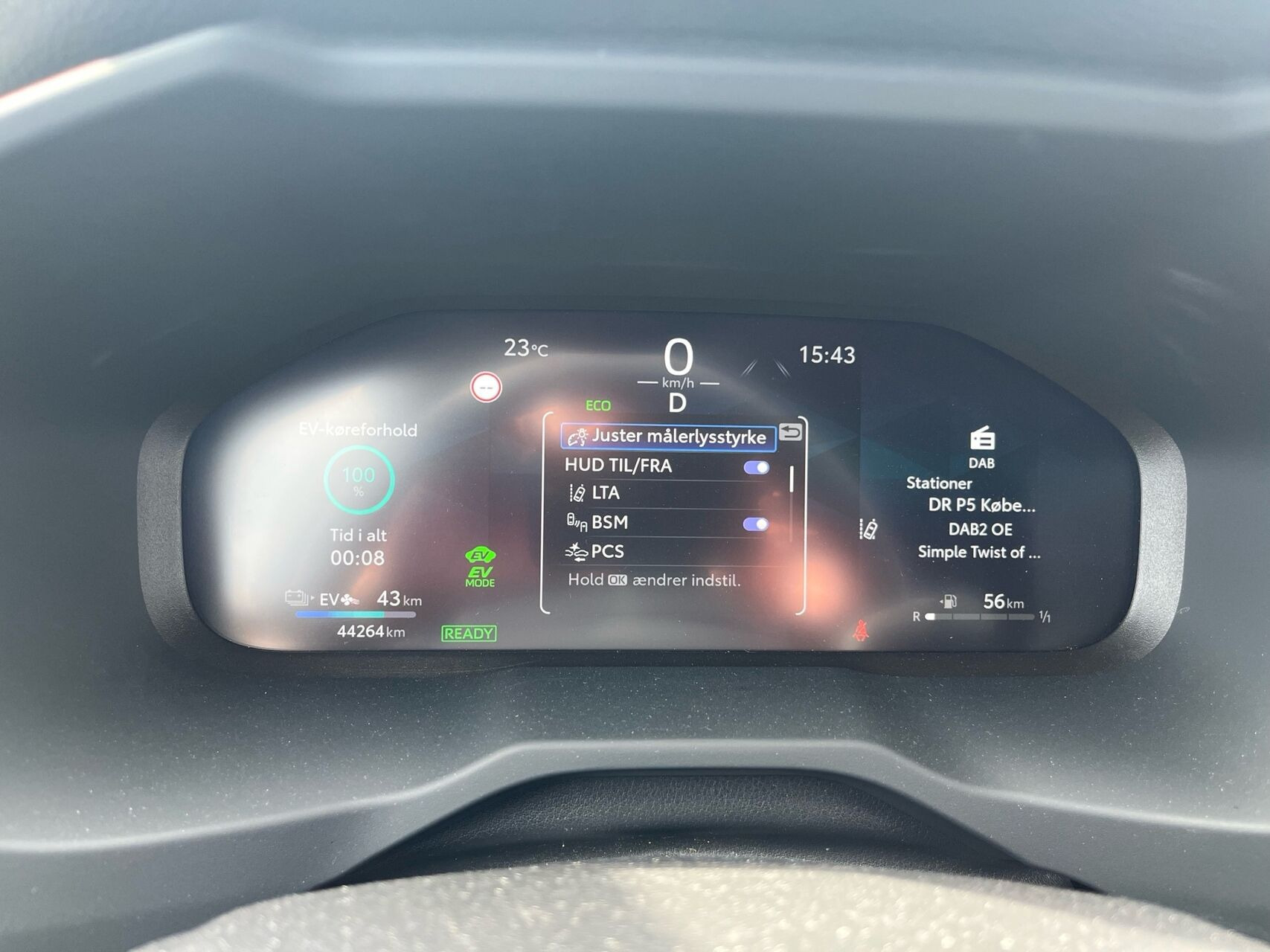 Grå Toyota RAV4 Plug-in fra 2023