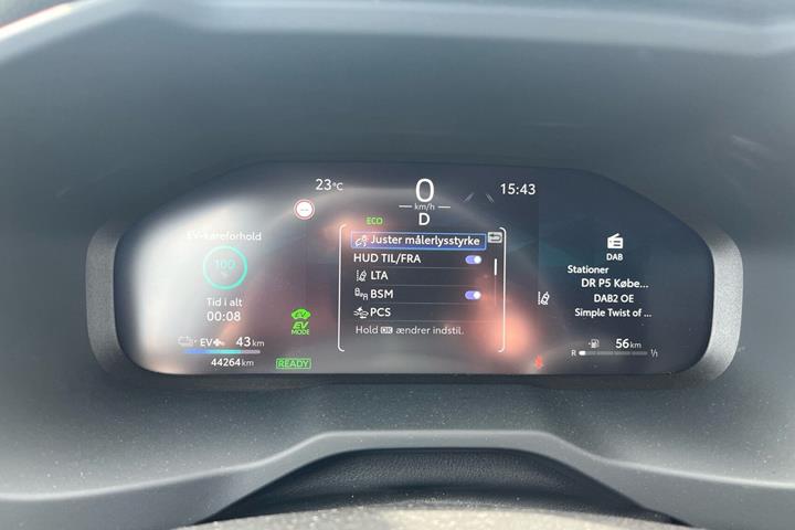 Grå Toyota RAV4 Plug-in fra 2023