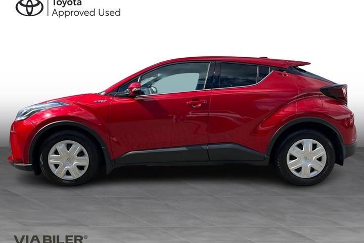 Rød Toyota C-HR fra 2020