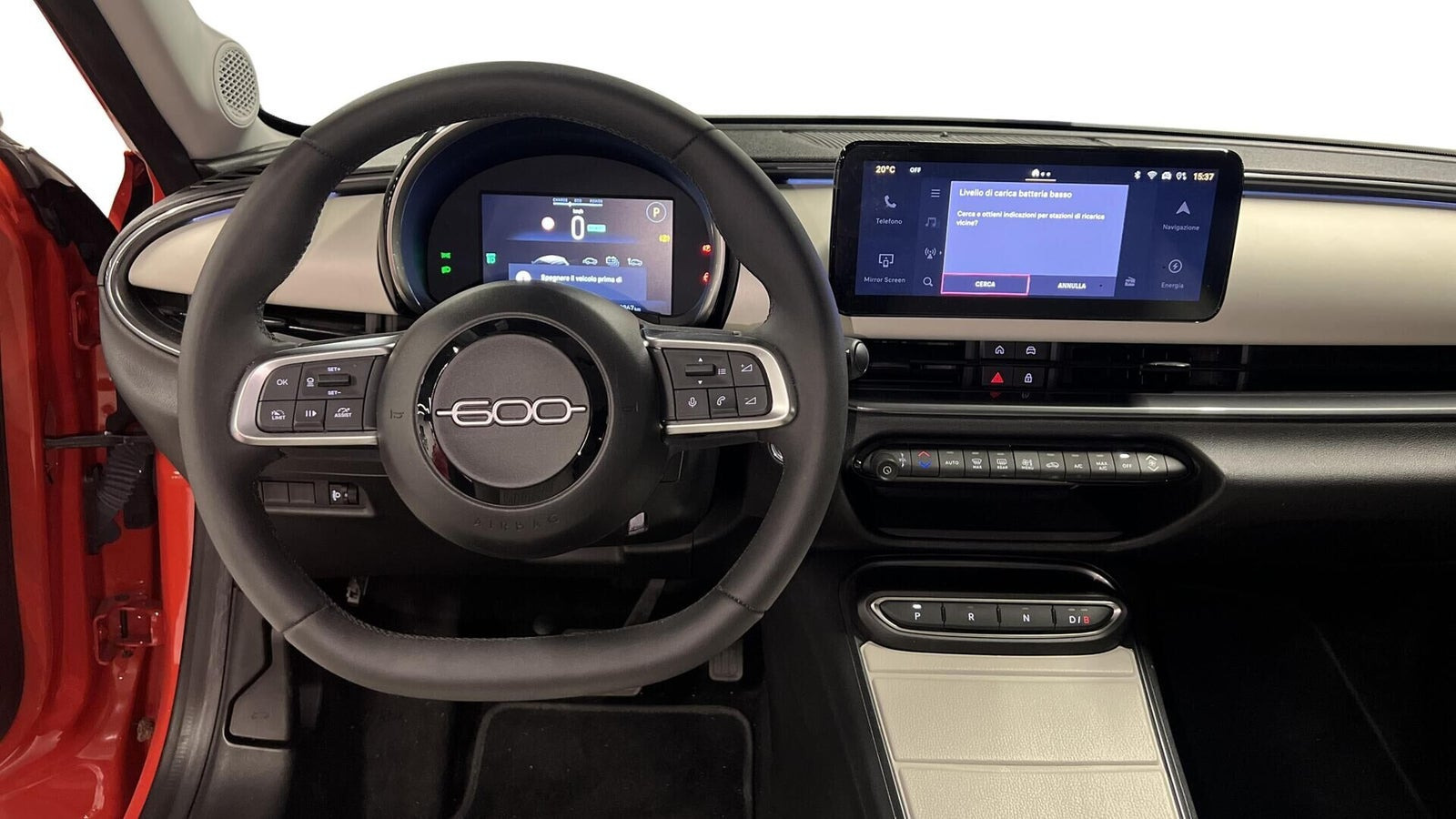 Orange Fiat 600e fra 2025