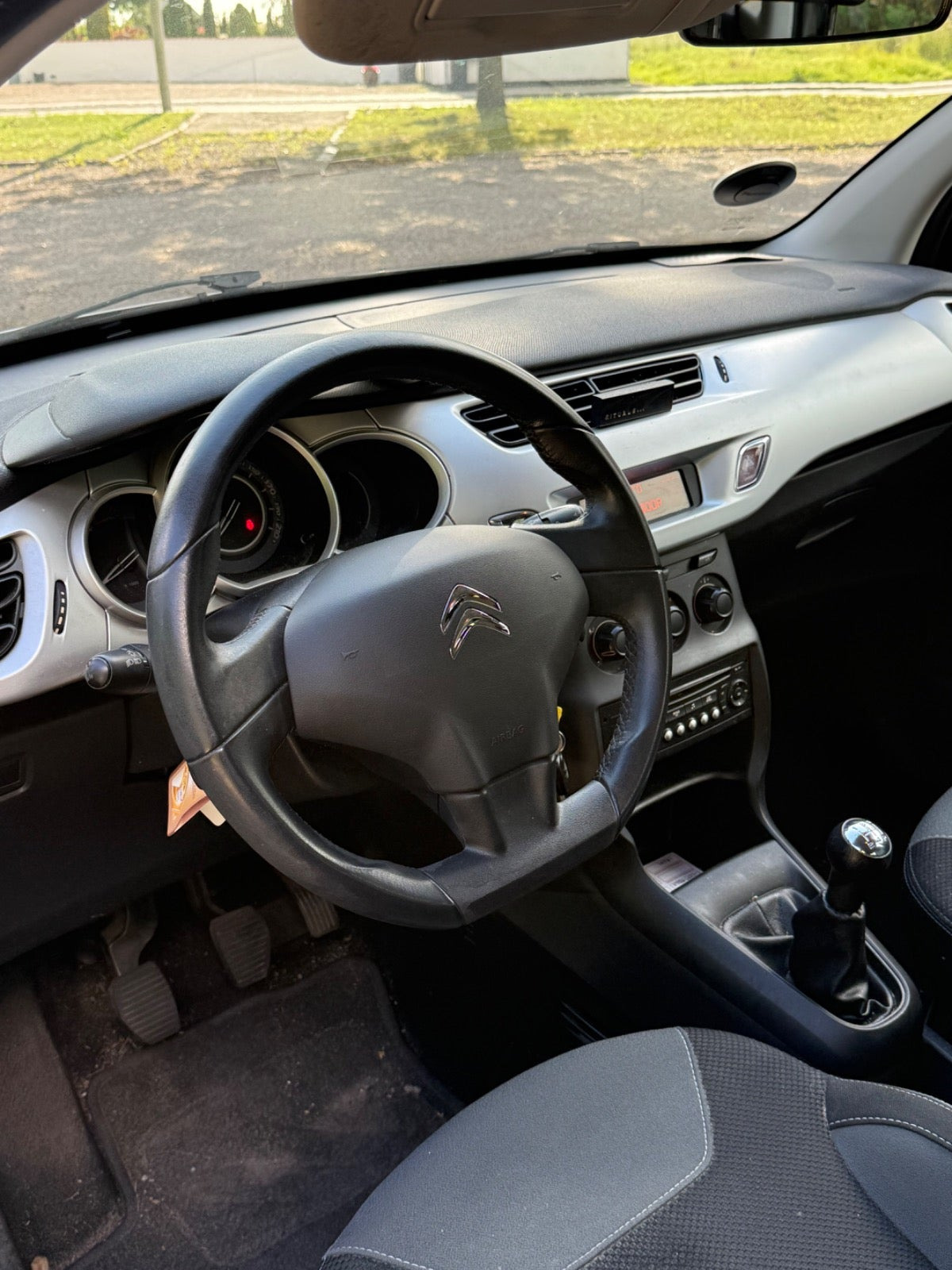 Sølv Citroën C3 fra 2012
