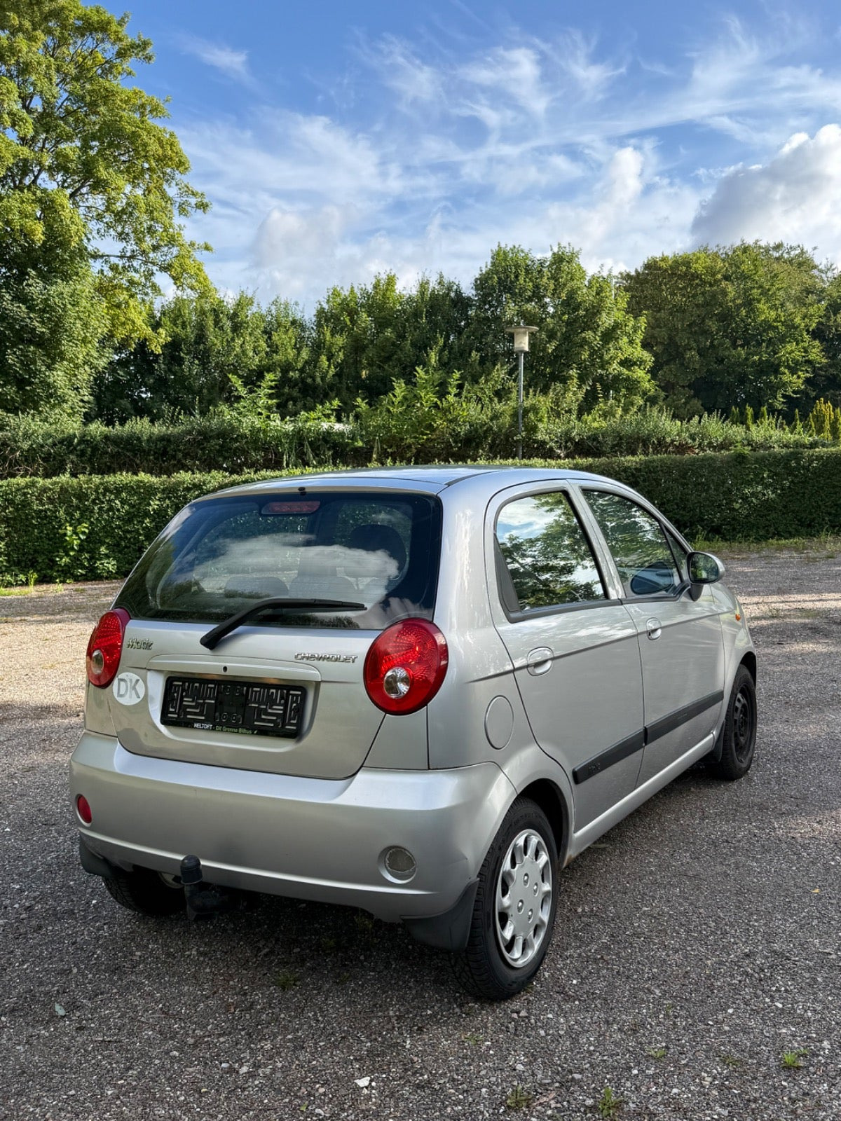 Sølv Chevrolet Matiz fra 2007 set udefra