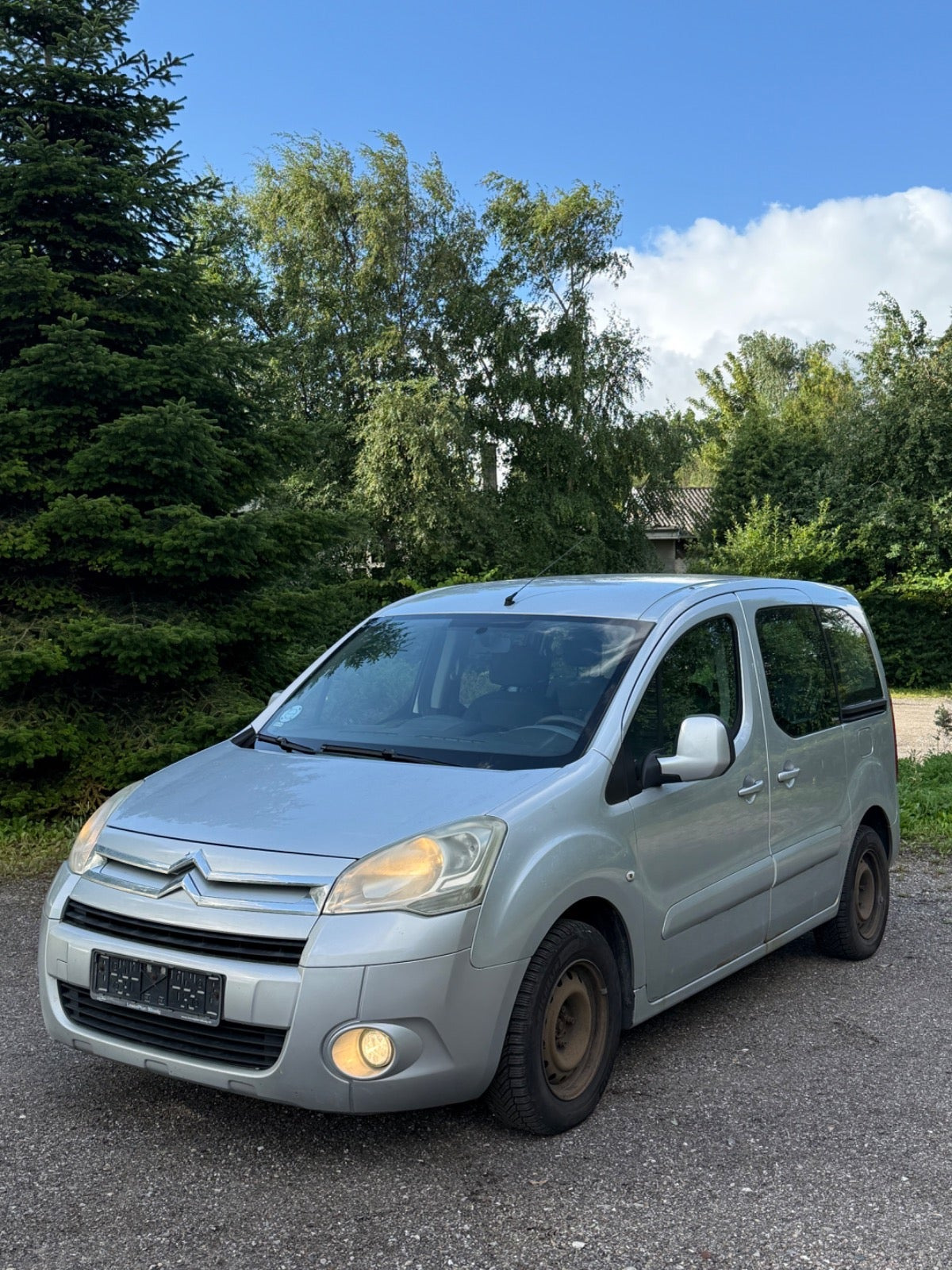Sølv Citroën Berlingo fra 2010