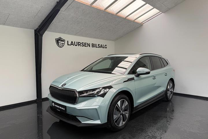 Blå Skoda Enyaq fra 2021