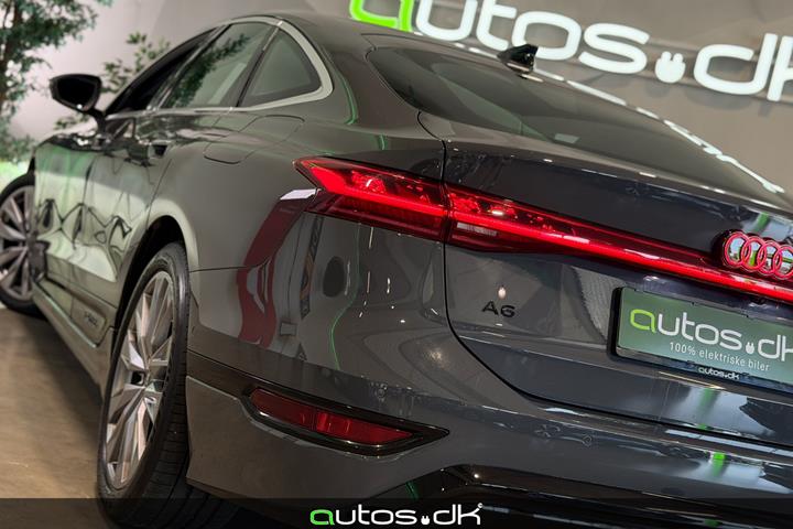 Grå Audi A6 e-tron fra 2025