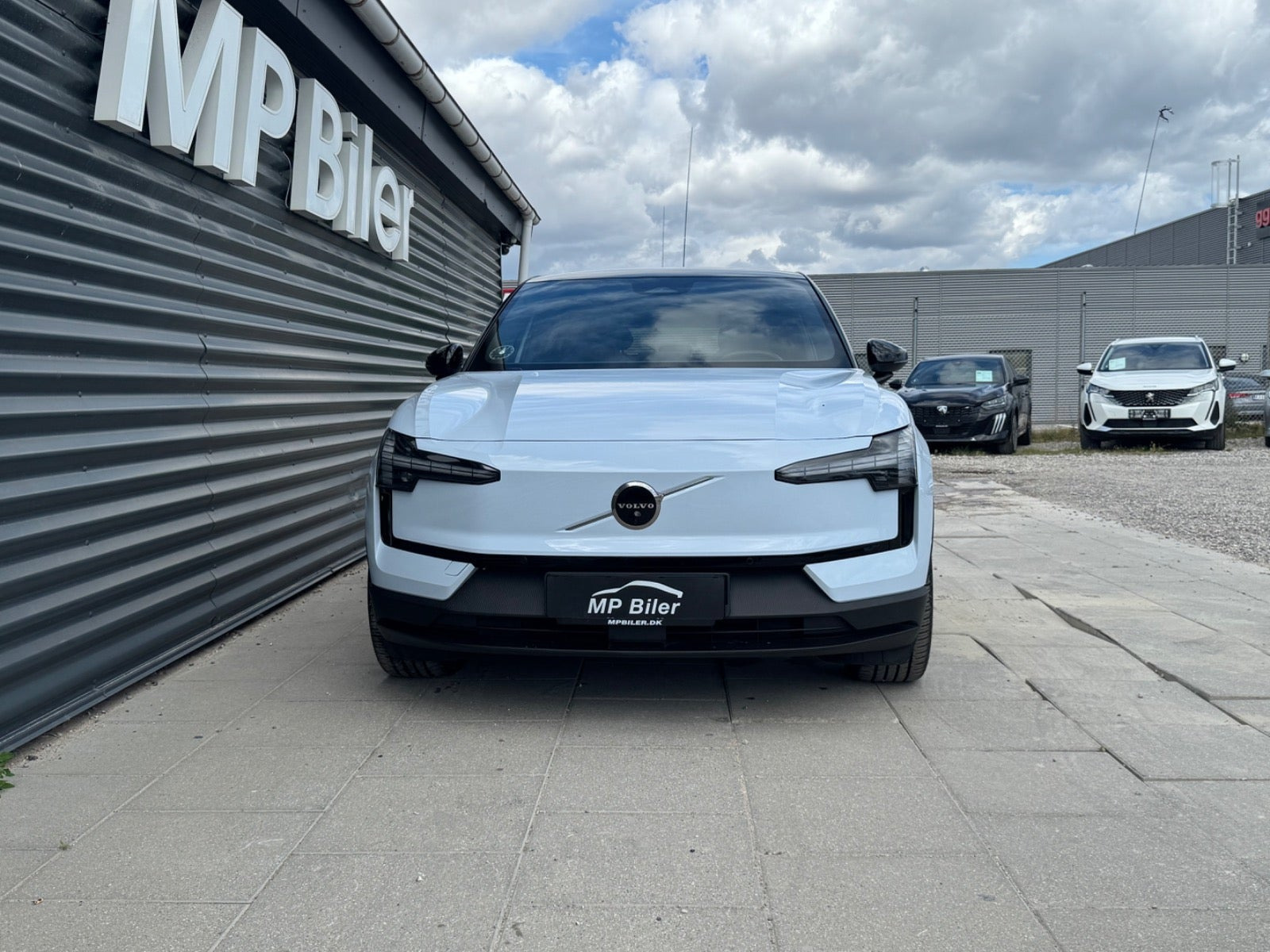 Blå Volvo EX30 fra 2025