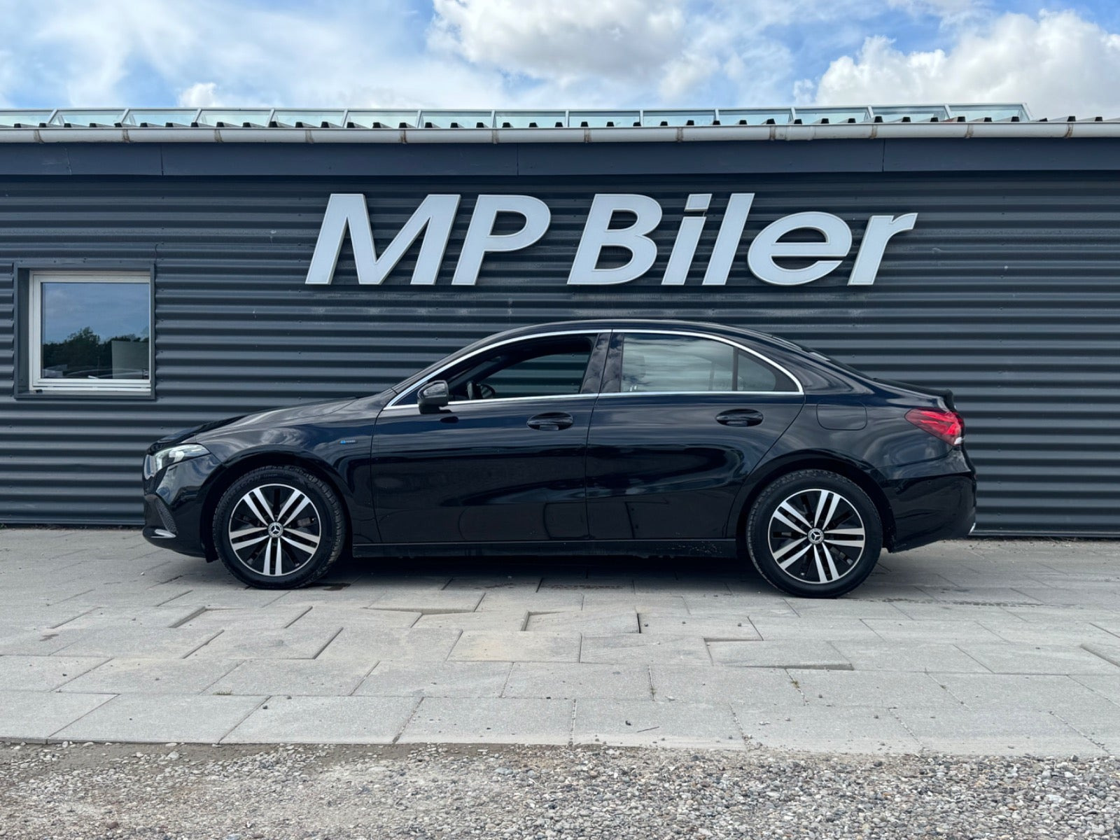 Sort Mercedes A250 e fra 2021