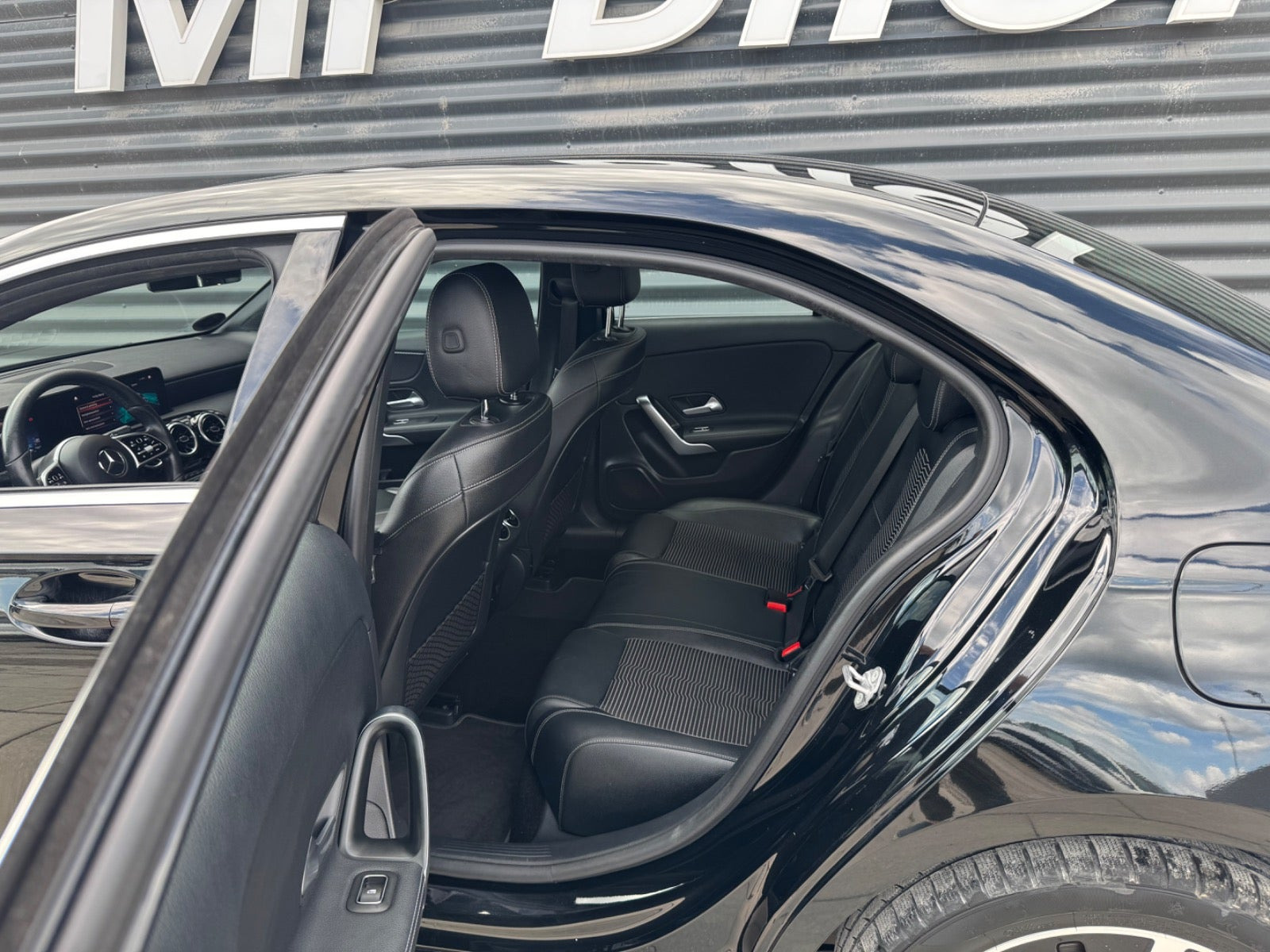 Sort Mercedes A250 e fra 2021