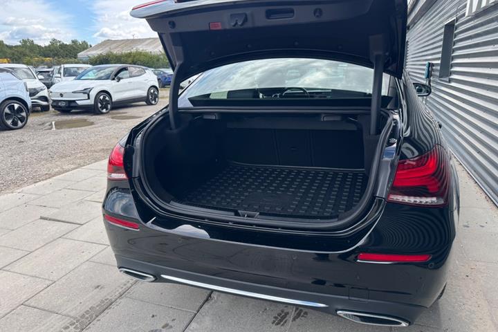 Sort Mercedes A250 e fra 2021
