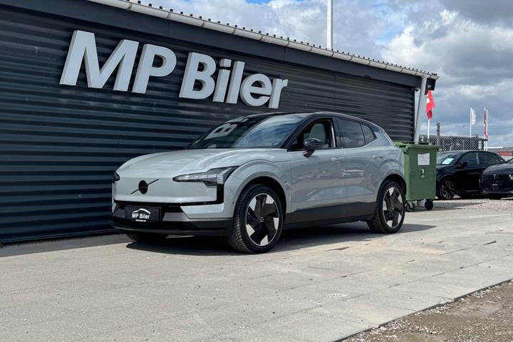 Grå Volvo EX30 fra 2025