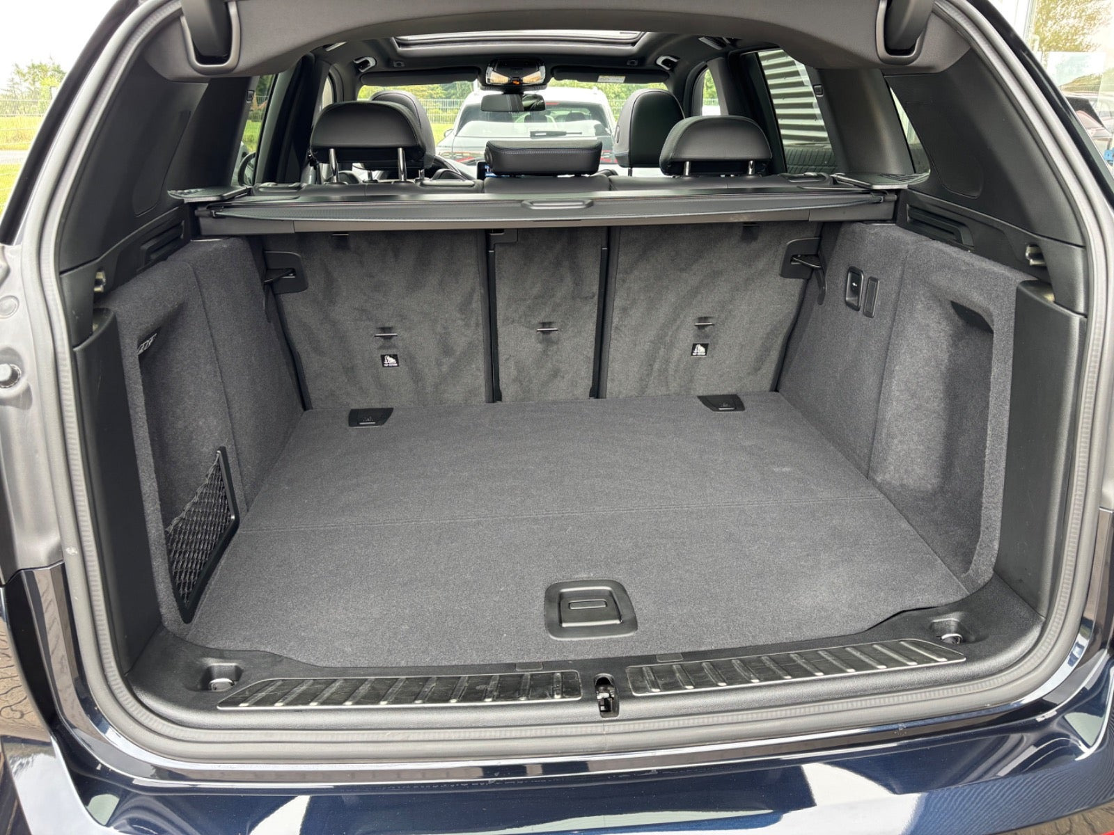 Sort BMW iX3 fra 2023