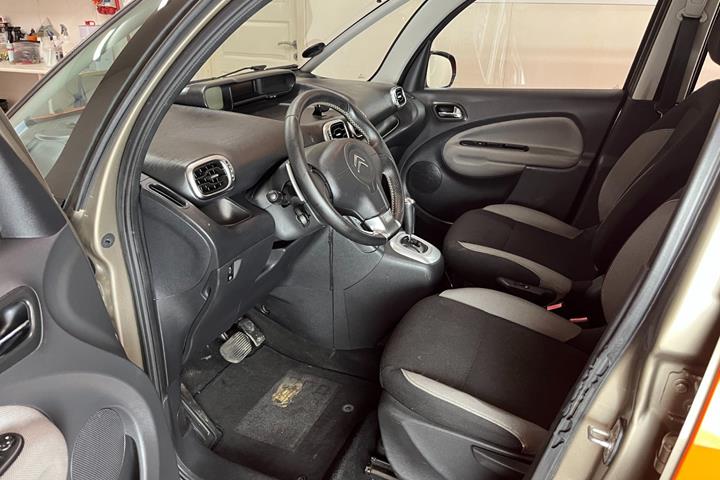 Orange Citroën C3 Picasso fra 2012