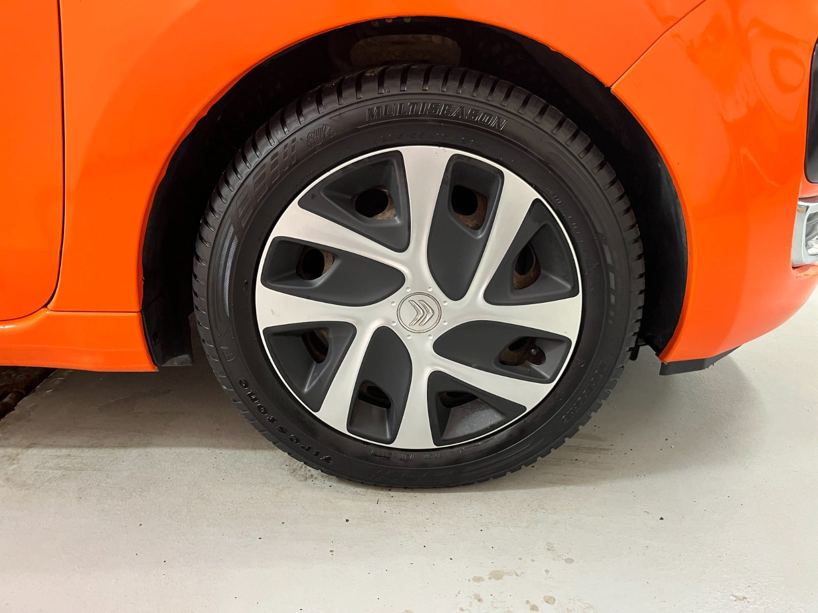 Orange Citroën C3 Picasso fra 2012