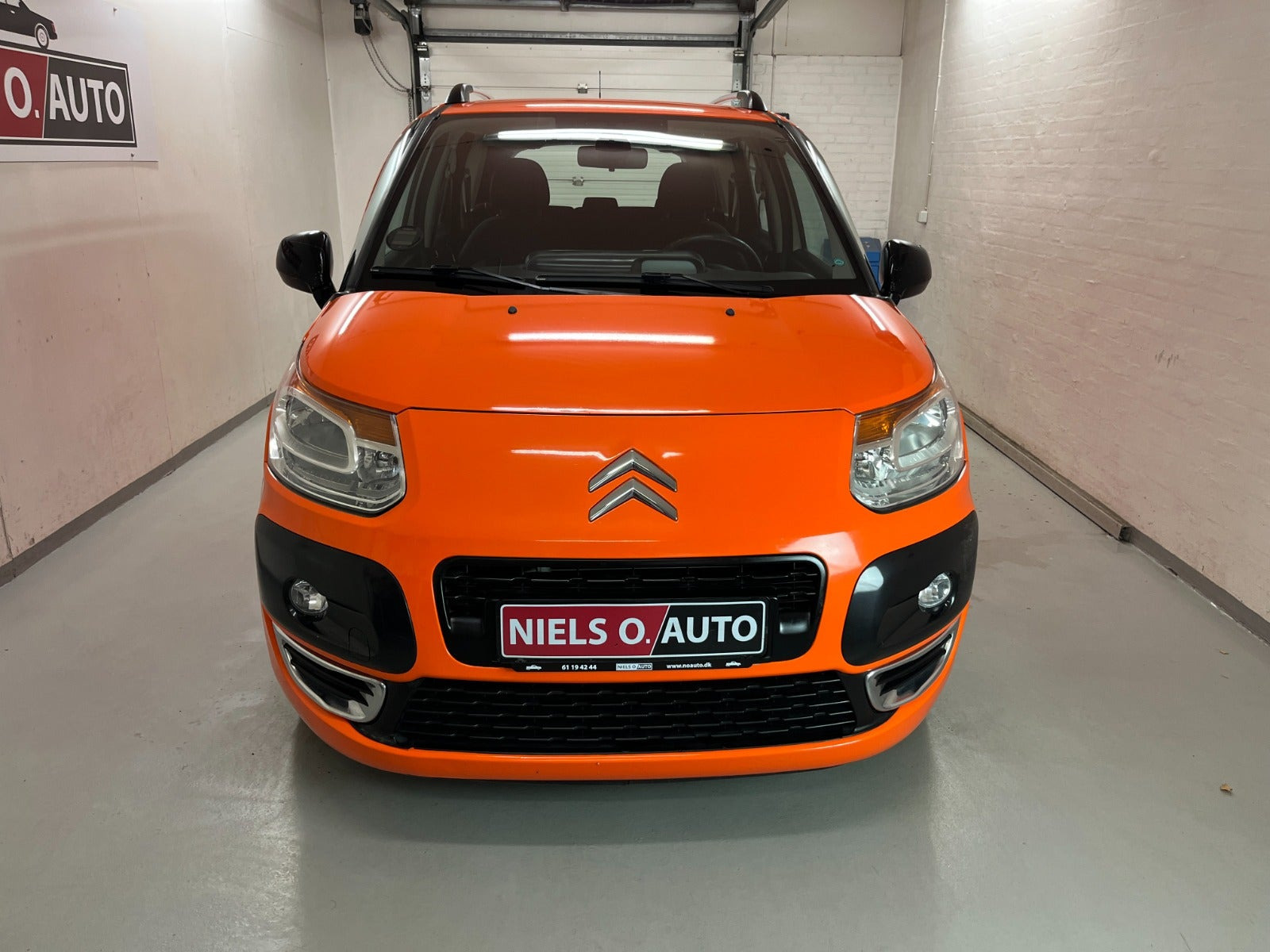 Orange Citroën C3 Picasso fra 2012