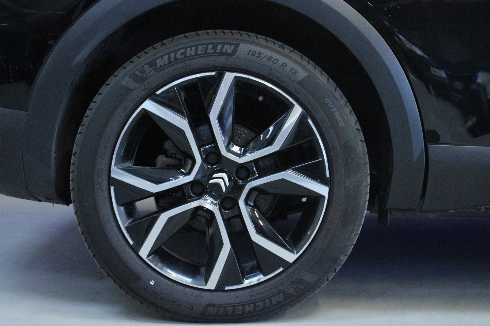 Sort Citroën ë-C4 fra 2023