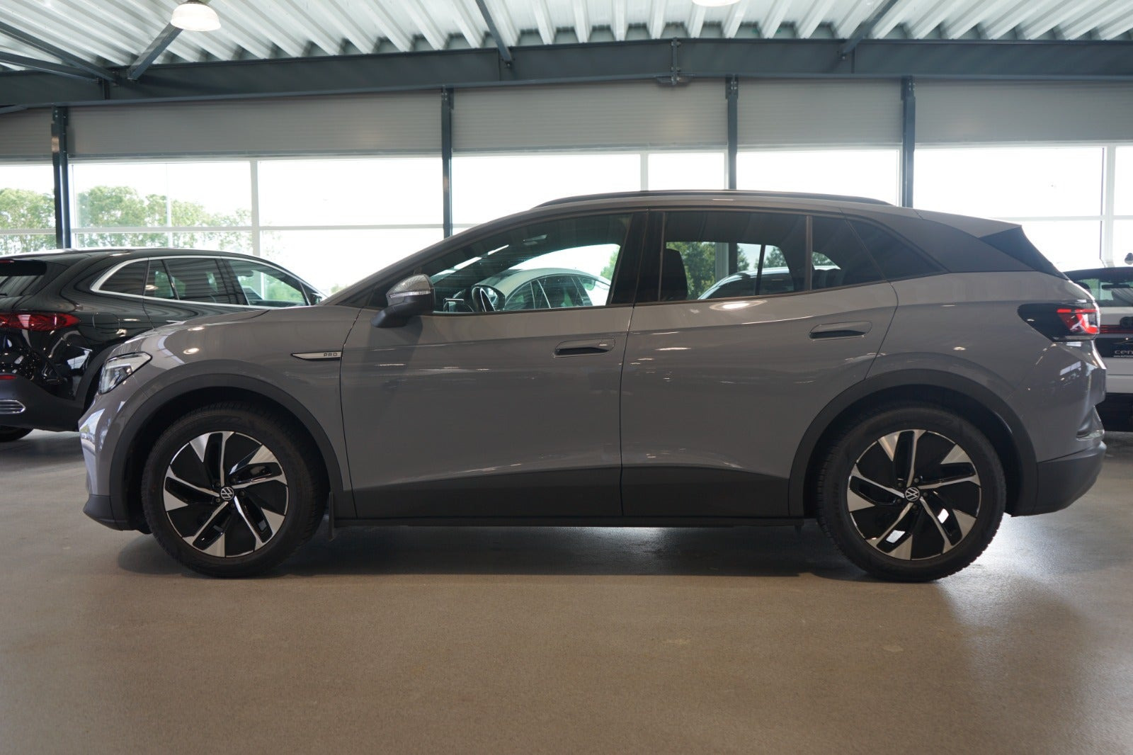 Grå VW ID.4 fra 2022