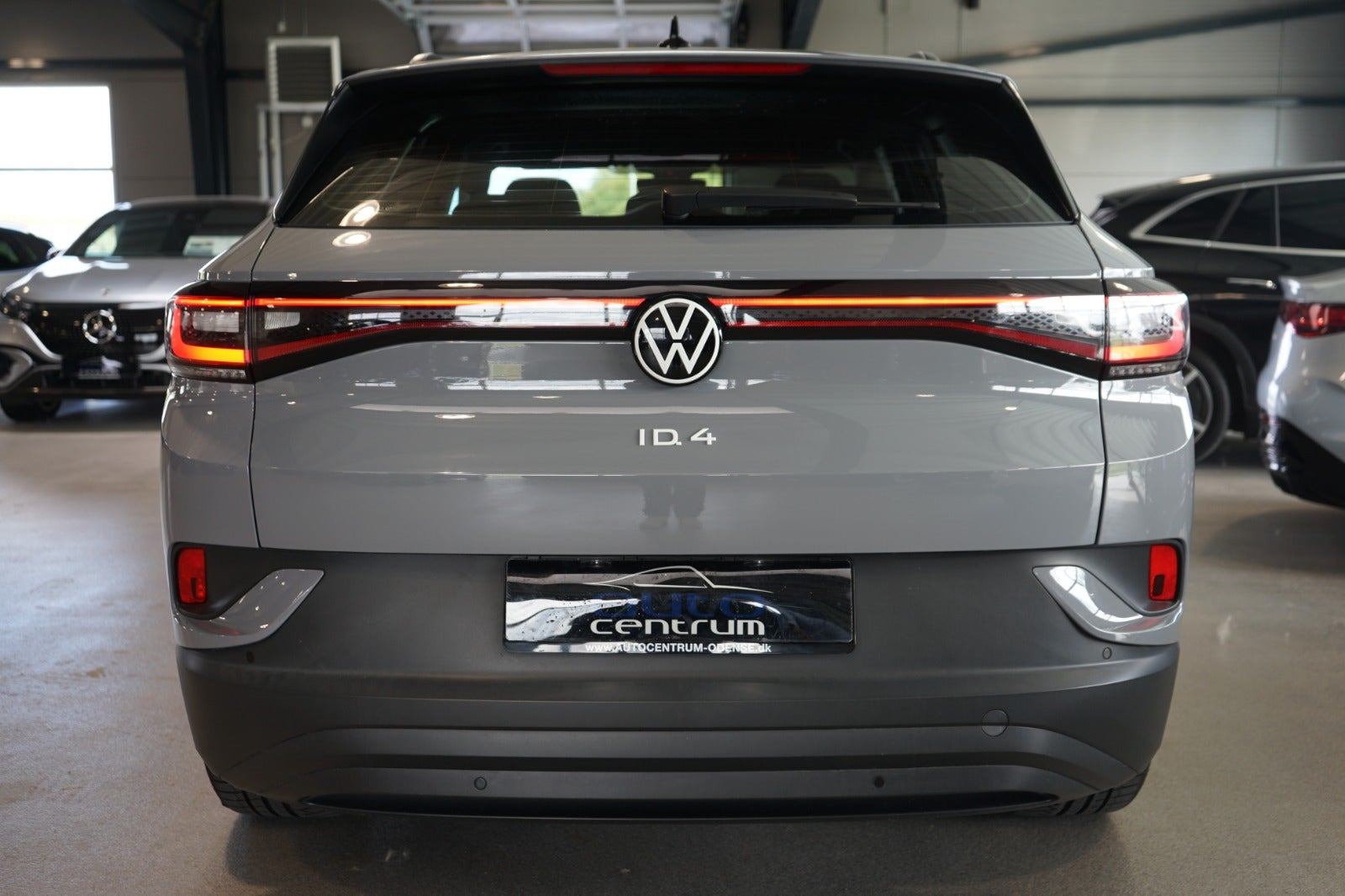 Grå VW ID.4 fra 2022
