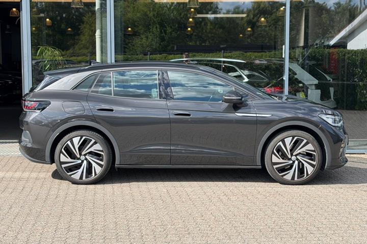 Grå VW ID.4 fra 2022