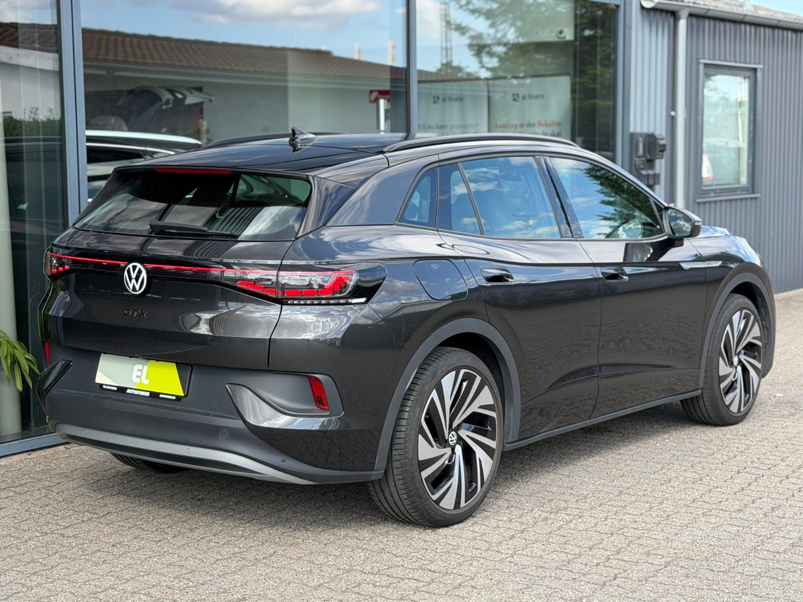 Grå VW ID.4 fra 2022