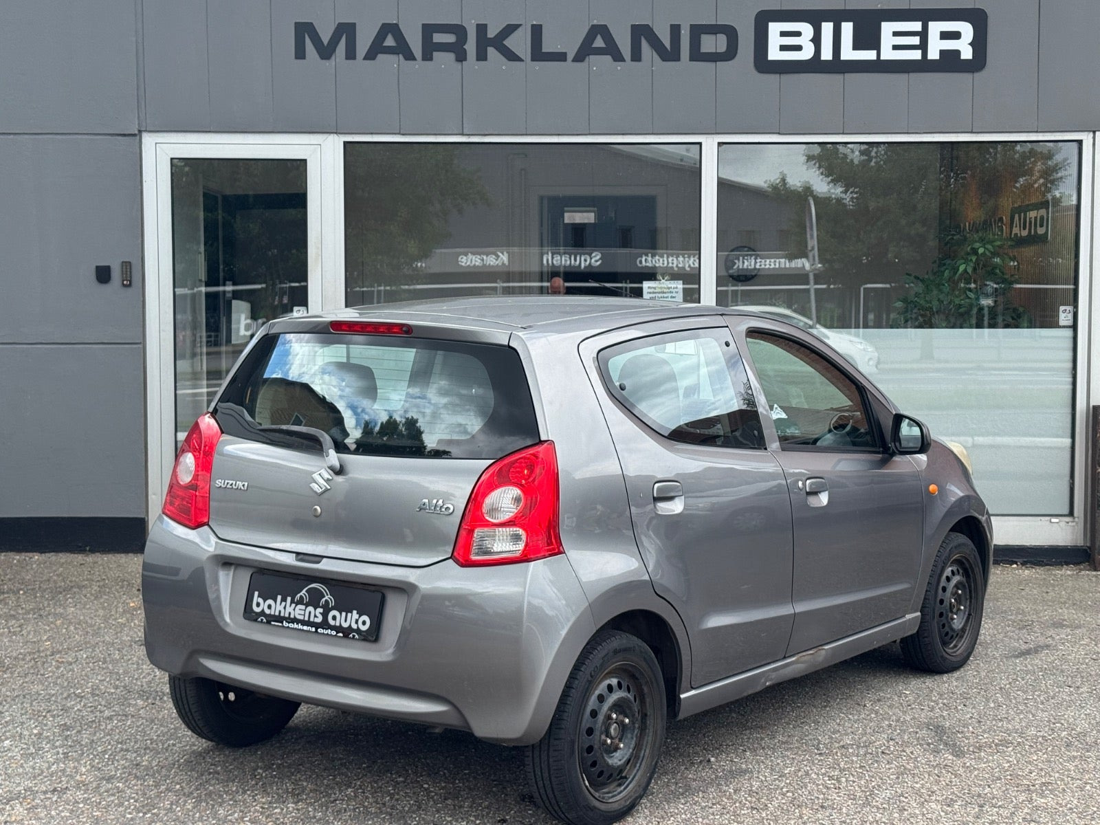 Sort Suzuki Alto fra 2012