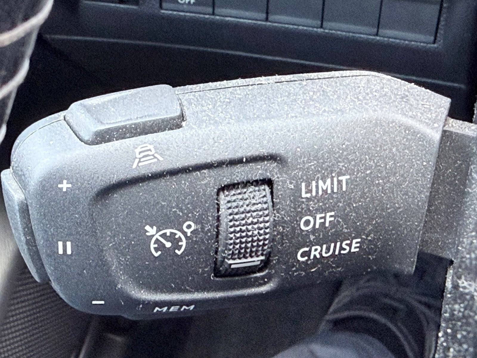 Hvid Peugeot 208 fra 2020