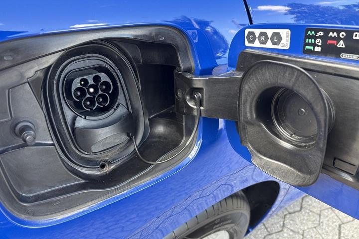 Blå Skoda Enyaq fra 2024