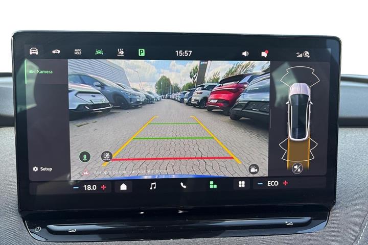 Blå Skoda Enyaq fra 2024