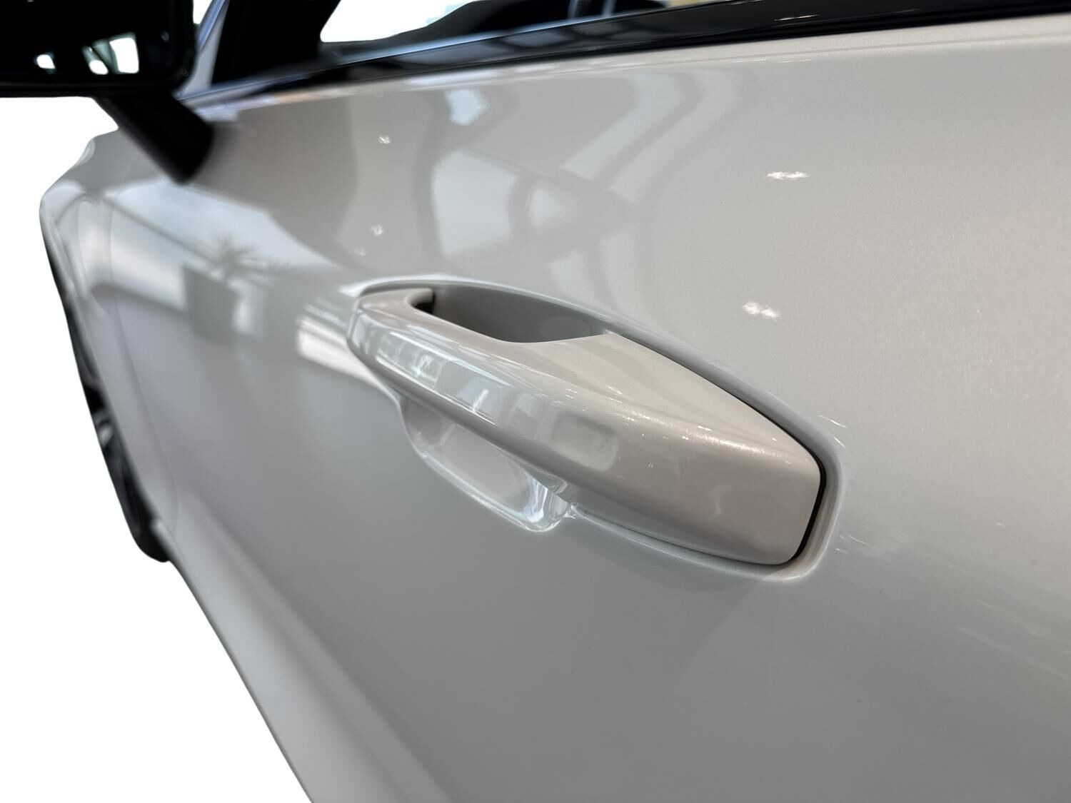 Hvid Volvo V60 fra 2021