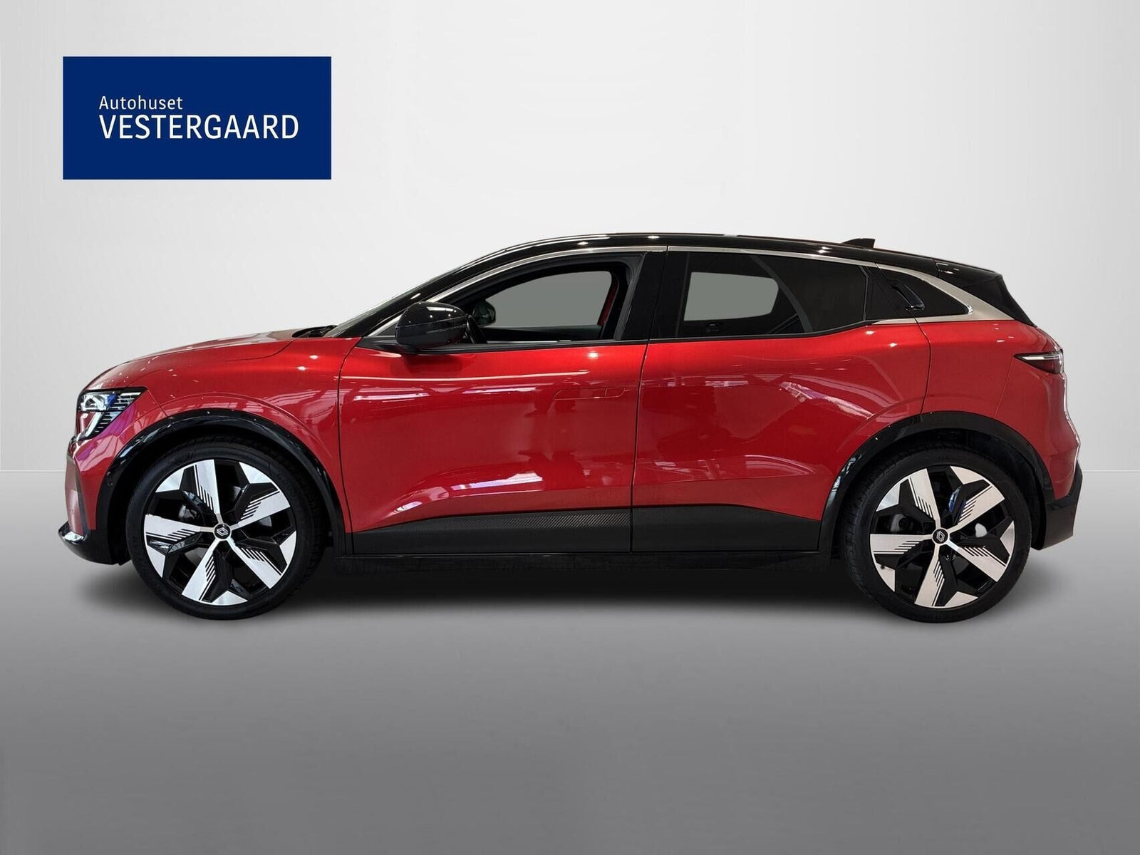 Rød Renault Megane E-Tech fra 2022