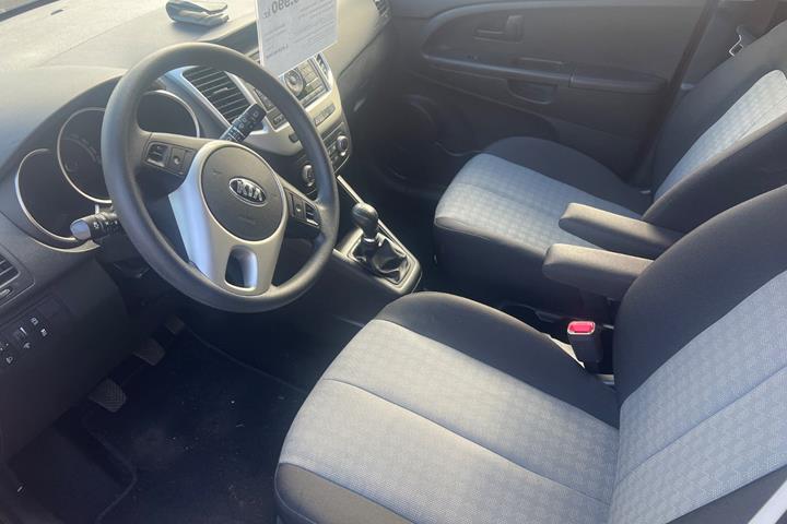 Rød Kia Venga fra 2016