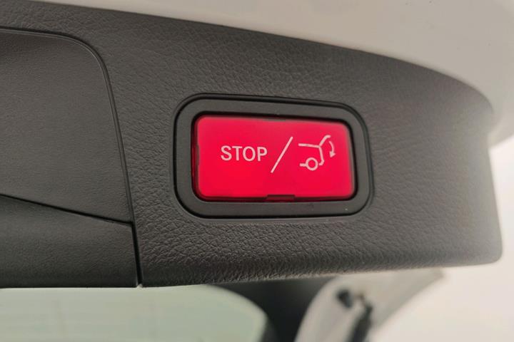 Hvid Mercedes EQA 250 fra 2022