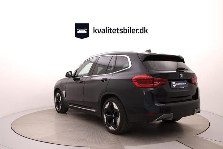 Sort BMW iX3 fra 2021