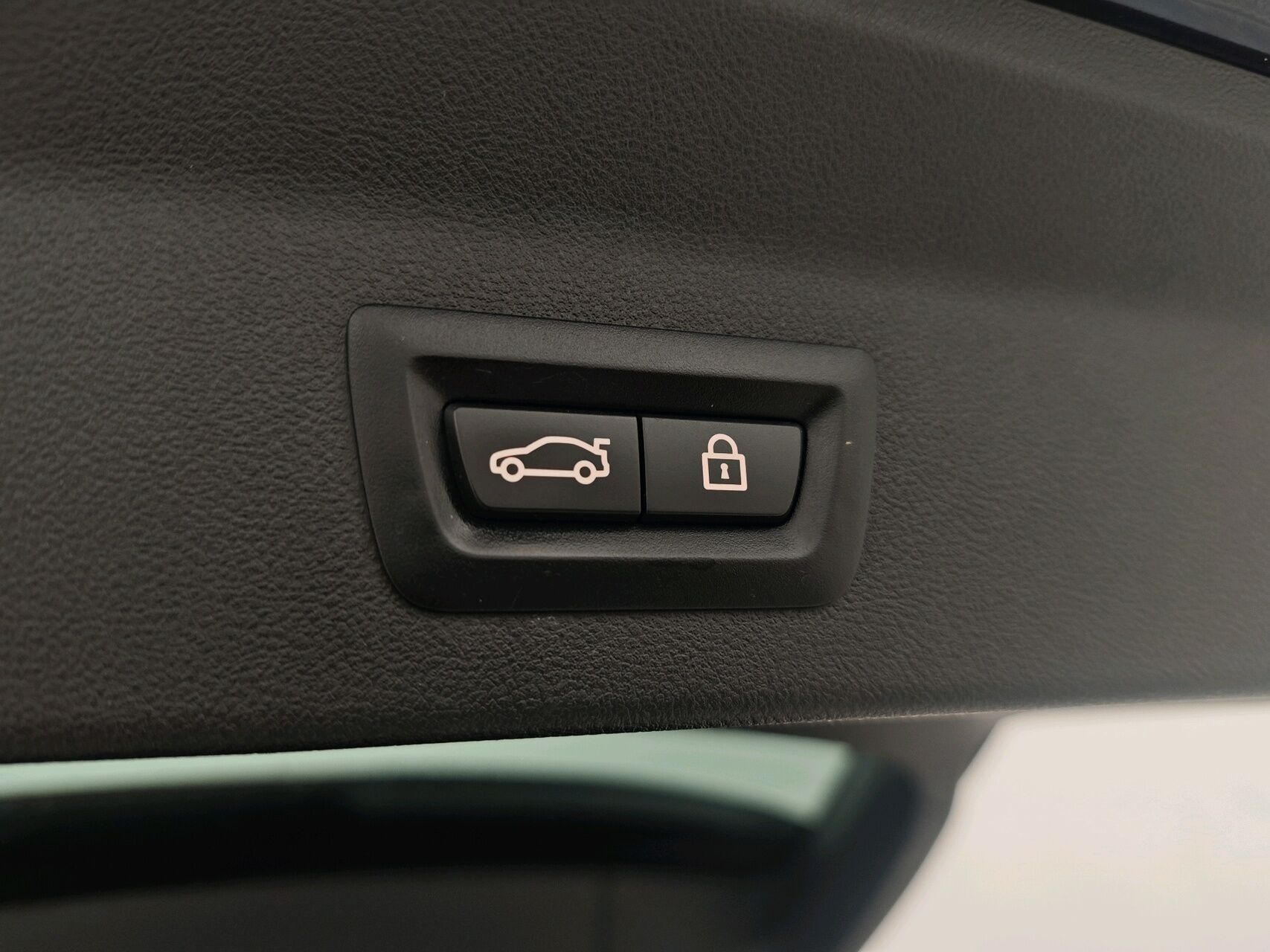 Sort BMW iX3 fra 2021