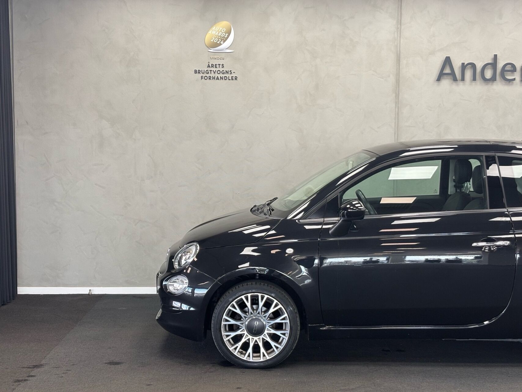 Sort Fiat 500 fra 2018