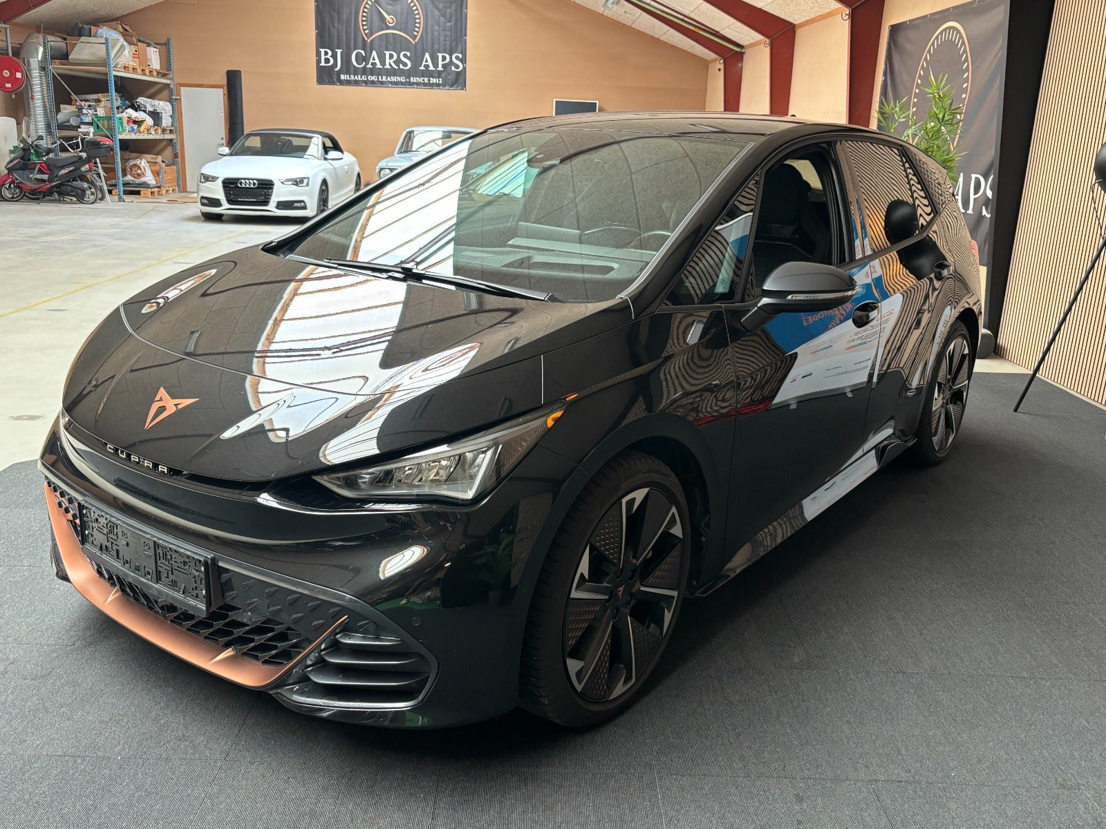 Sort Cupra Born fra 2025