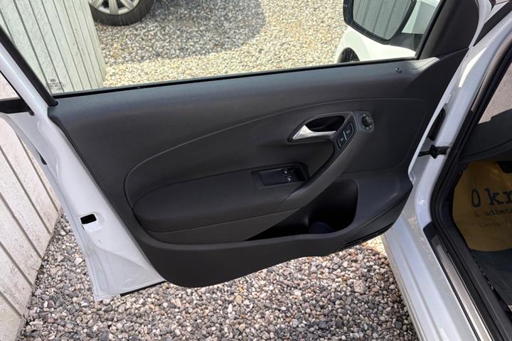 Hvid VW Polo fra 2017
