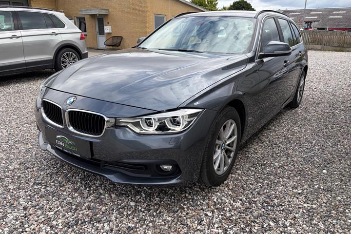 Grå BMW 320d fra 2018