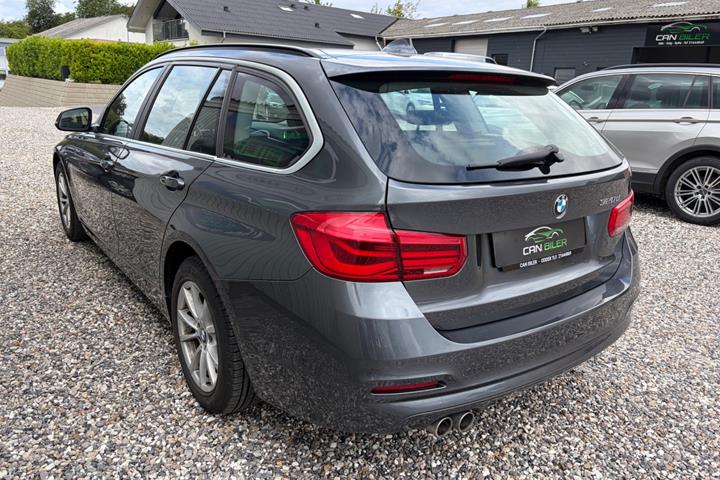 Grå BMW 320d fra 2018