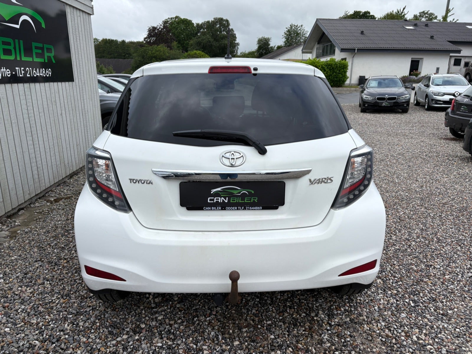 Hvid Toyota Yaris fra 2014