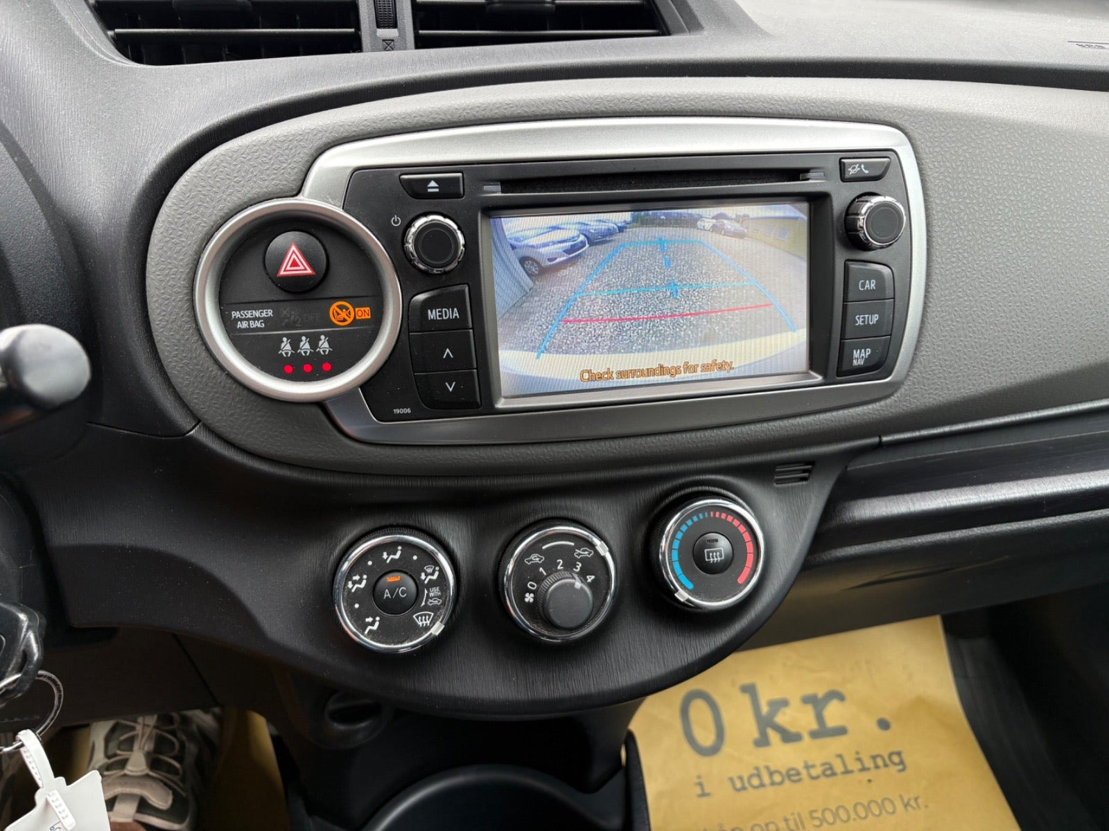 Hvid Toyota Yaris fra 2014