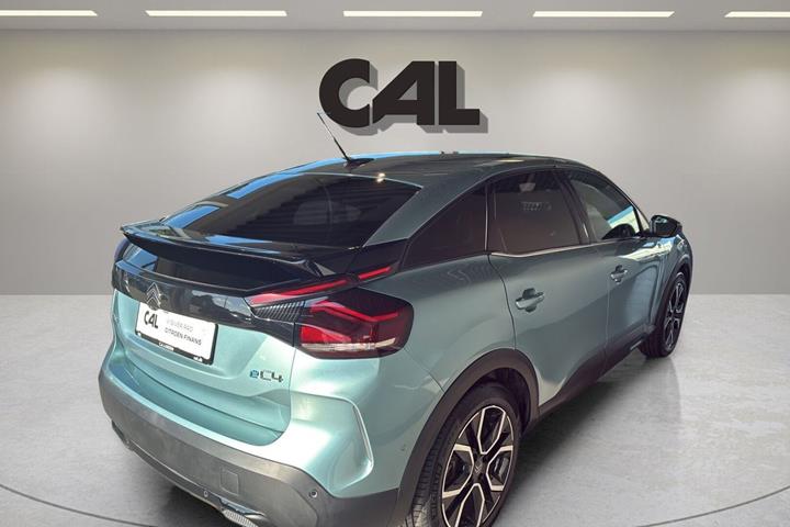 Blå Citroën ë-C4 fra 2022
