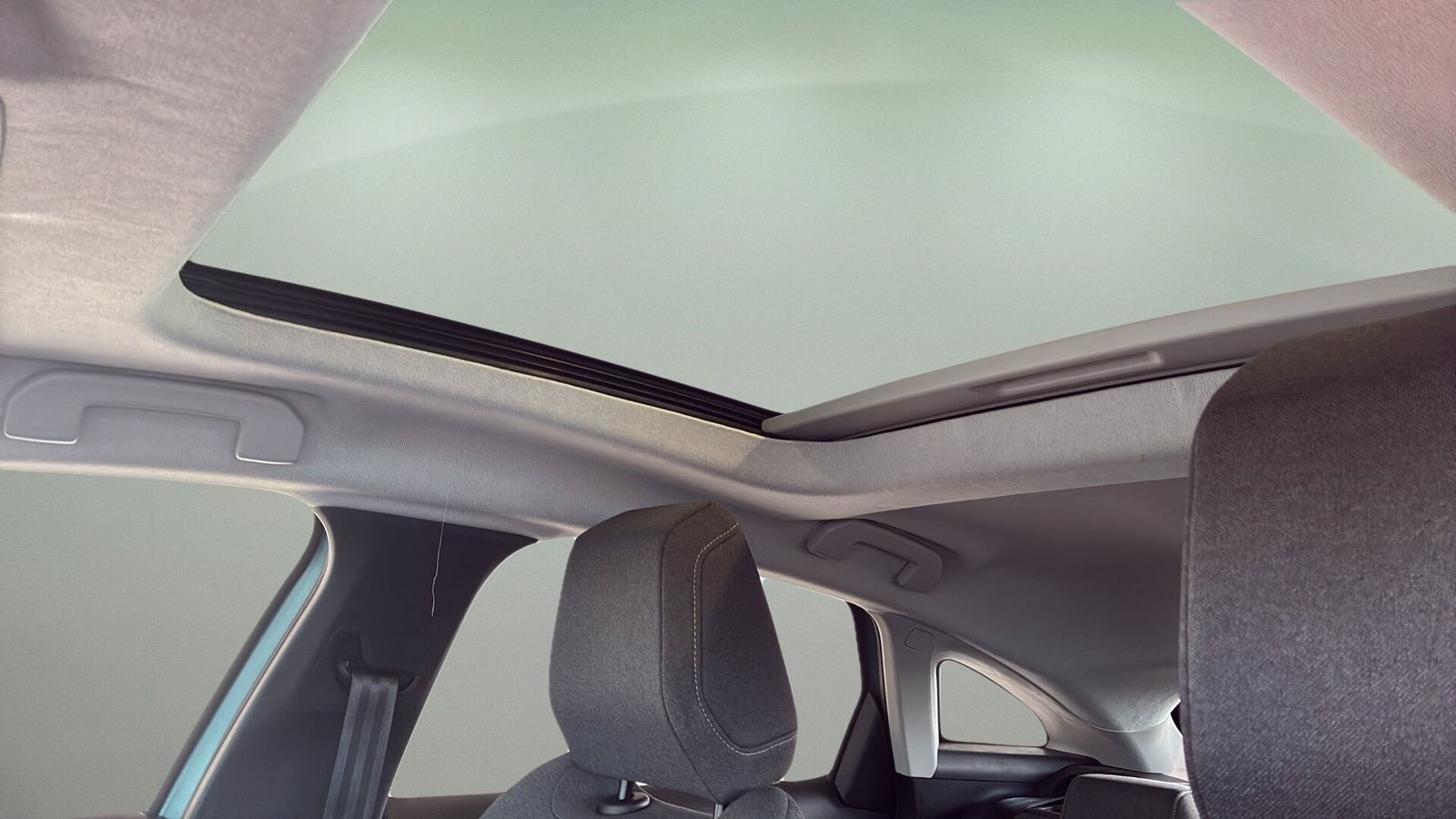 Blå Citroën ë-C4 fra 2022