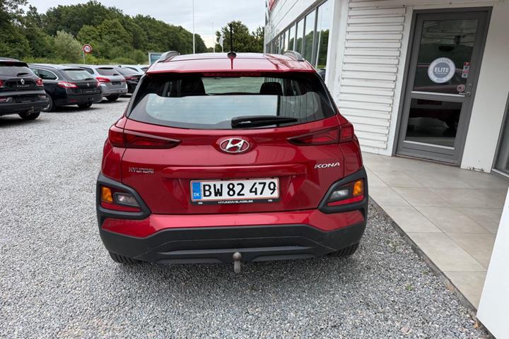 Rød Hyundai Kona fra 2017